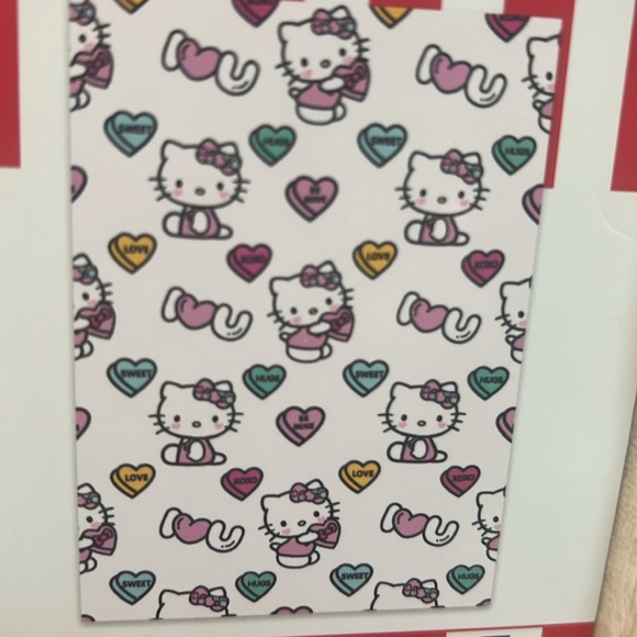 2025 Hello Kitty Valentine’s Day Plush Throw - Picture 2 of 4